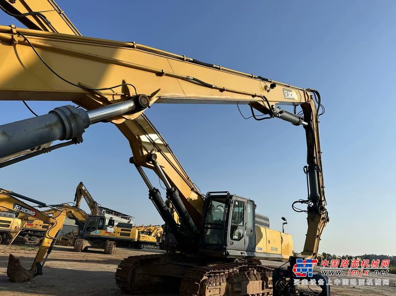 徐州市出售转让二手不详小时2020年徐工XE490D挖掘机