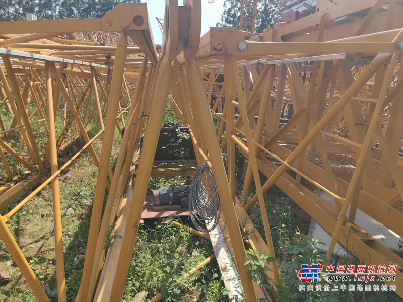 成都市出售转让二手不详小时2022年徐工XGT6515-10塔式起重机