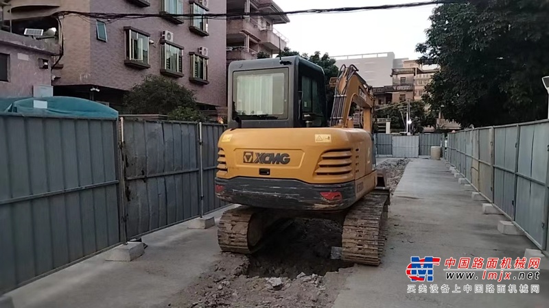 徐州市出售转让二手不详小时2021年徐工XE60DA挖掘机