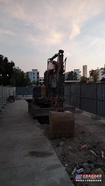 徐州市出售转让二手不详小时2021年徐工XE60DA挖掘机