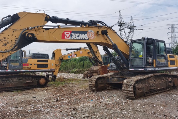 贵阳市出售转让二手不详小时2021年徐工XE550DK挖掘机