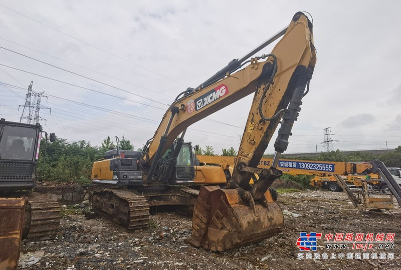 贵阳市出售转让二手不详小时2021年徐工XE550DK挖掘机