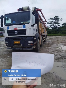 深圳市出售转让二手不详小时2020年徐工HB62V泵车