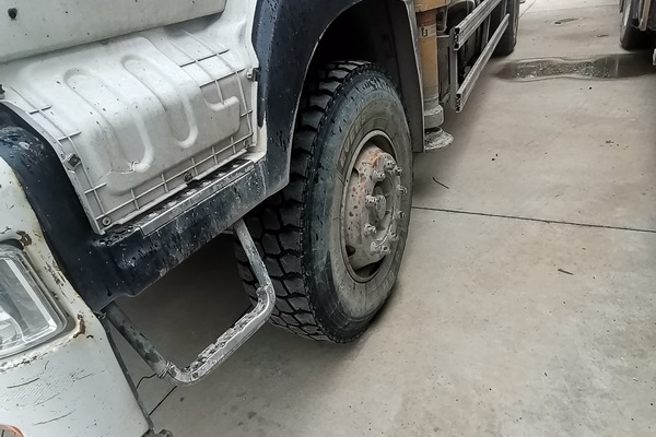 徐州市出售转让二手不详小时2020年徐工HB37V泵车