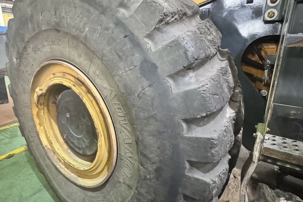 徐州市出售转让二手不详小时2018年徐工LW1100KV装载机