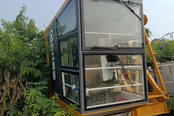 成都市出售转让二手不详小时2021年徐工XGT6010-6S1塔式起重机