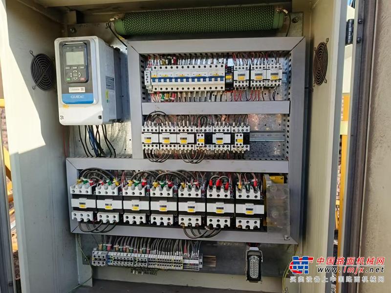 太原市出售转让二手不详小时2021年徐工XGT6010-6S1塔式起重机