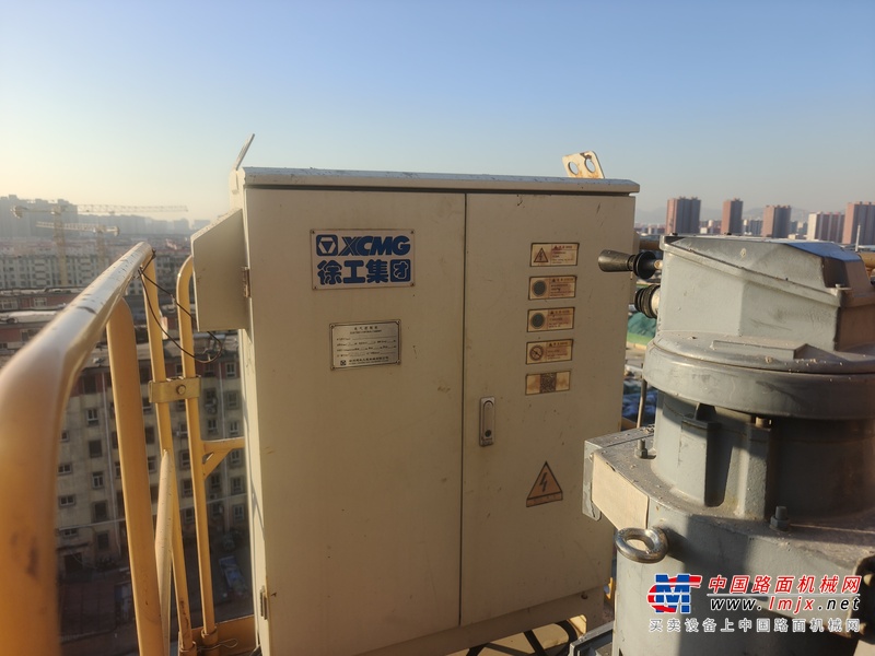 太原市出售转让二手不详小时2021年徐工XGT6010-6S1塔式起重机