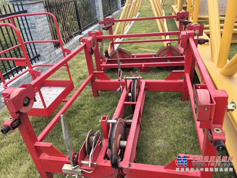 南通市出售转让二手不详小时2022年徐工XGT600-25S塔式起重机