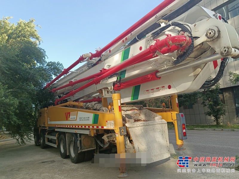 徐州市出售转让二手不详小时2019年徐工HB62V泵车