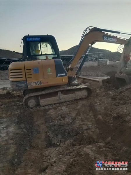 徐州市出售转让二手不详小时2021年徐工XE60DA挖掘机