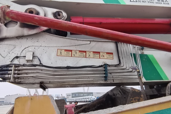 徐州市出售转让二手不详小时2020年徐工HB62V泵车