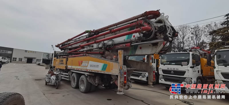 徐州市出售转让二手不详小时2018年徐工HB58K泵车