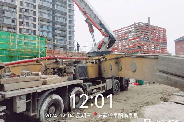阜阳市出售转让二手不详小时2021年徐工HB62V泵车