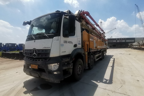 南京市出售转让二手不详小时2020年徐工HB62V泵车