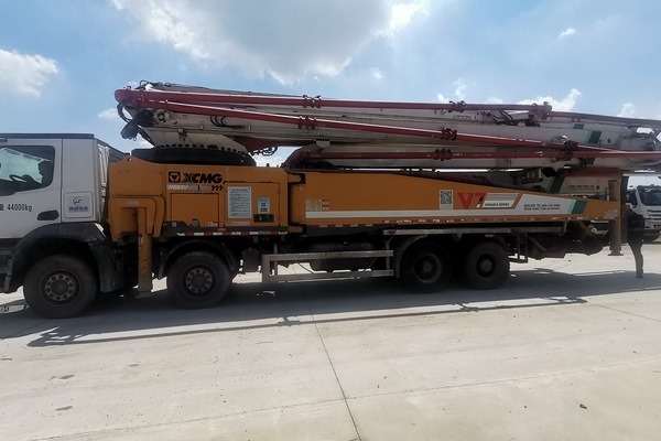 南京市出售转让二手不详小时2020年徐工HB62V泵车