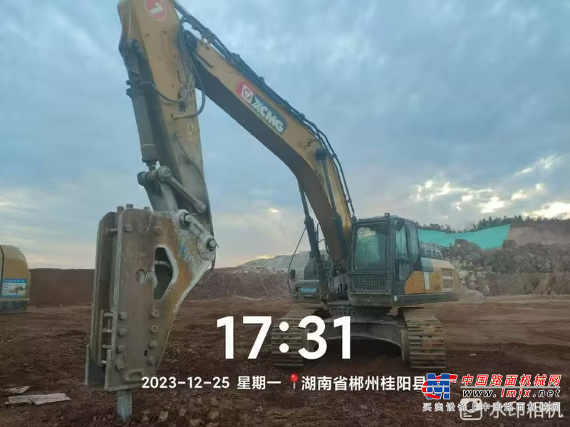 徐州市出售转让二手不详小时2021年徐工XE370D挖掘机