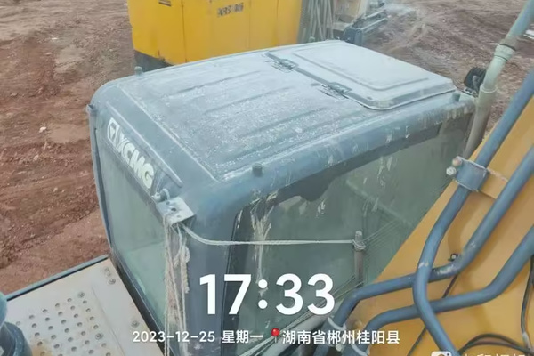 徐州市出售转让二手不详小时2021年徐工XE370D挖掘机