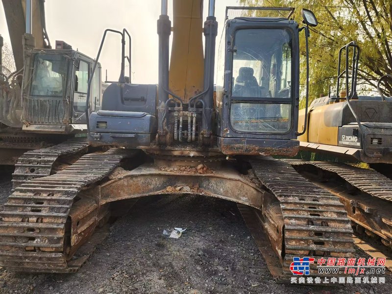 徐州市出售转让二手不详小时2018年徐工XE305D挖掘机