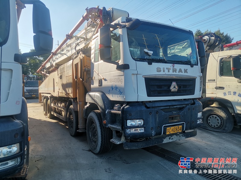 徐州市出售转让二手不详小时2020年徐工HB62V泵车