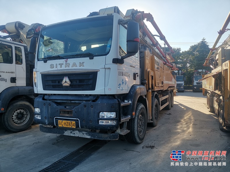 徐州市出售转让二手不详小时2020年徐工HB62V泵车