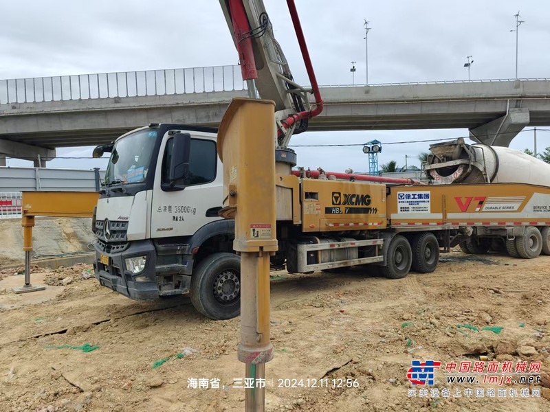 广州市出售转让二手不详小时2020年徐工HB52V泵车