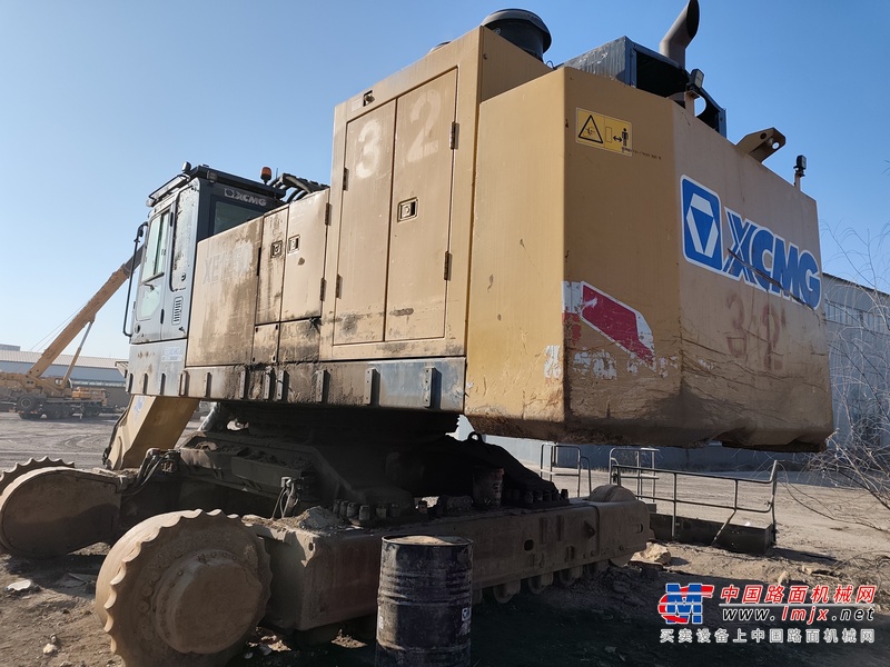 乌海市出售转让二手不详小时2021年徐工XE1250挖掘机