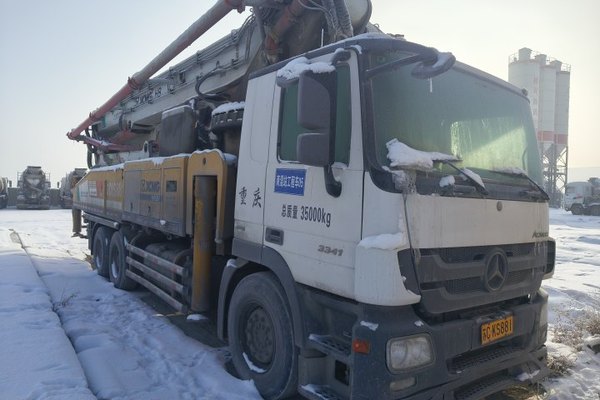 乌鲁木齐市出售转让二手不详小时2020年徐工HB52V泵车