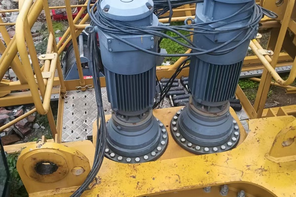 成都市出售转让二手不详小时2021年徐工XGT6515B-10S塔式起重机