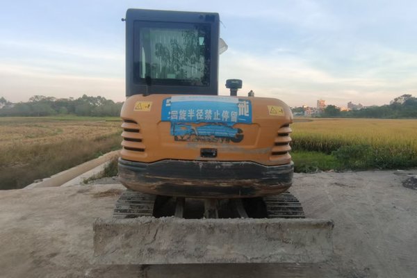 徐州市出售转让二手不详小时2021年徐工XE60DA挖掘机