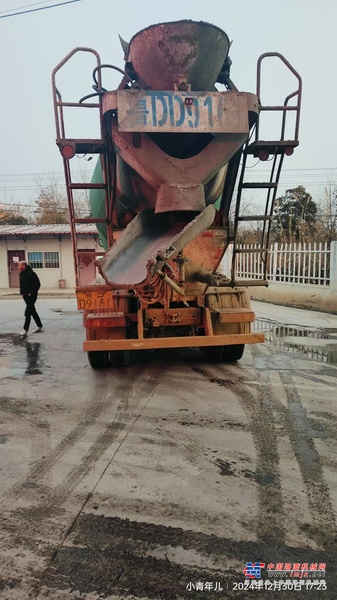 徐州市出售转让二手不详小时2020年徐工G4806E搅拌运输车
