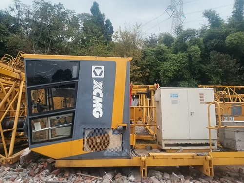 成都市出售转让二手不详小时2021年徐工XGT6515B-10S塔式起重机