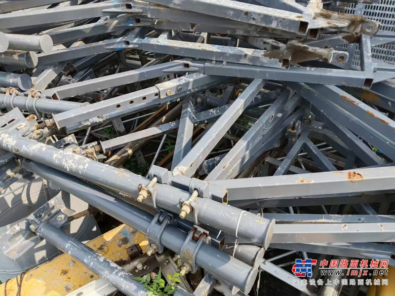 厦门市出售转让二手不详小时2021年徐工SC200/200FS1塔式起重机