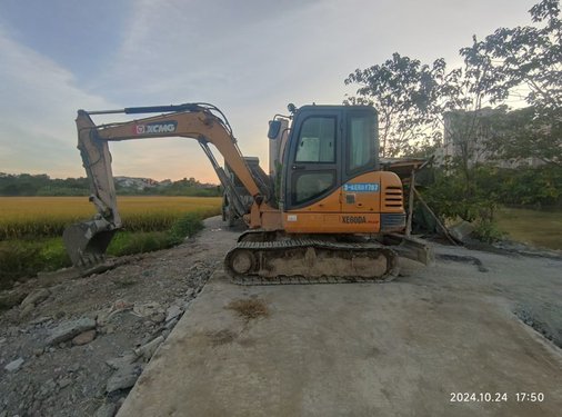 徐州市出售转让二手不详小时2021年徐工XE60DA挖掘机