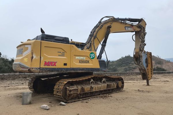 徐州市出售转让二手不详小时2021年徐工XE600DK挖掘机
