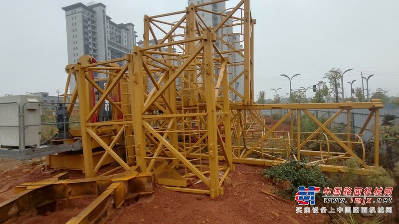 徐州市出售转让二手不详小时2021年徐工XGT6010-6S1塔式起重机