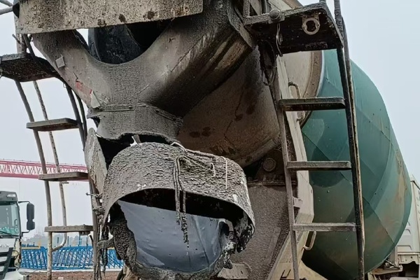 合肥市出售转让二手不详小时2020年徐工G4806E搅拌运输车