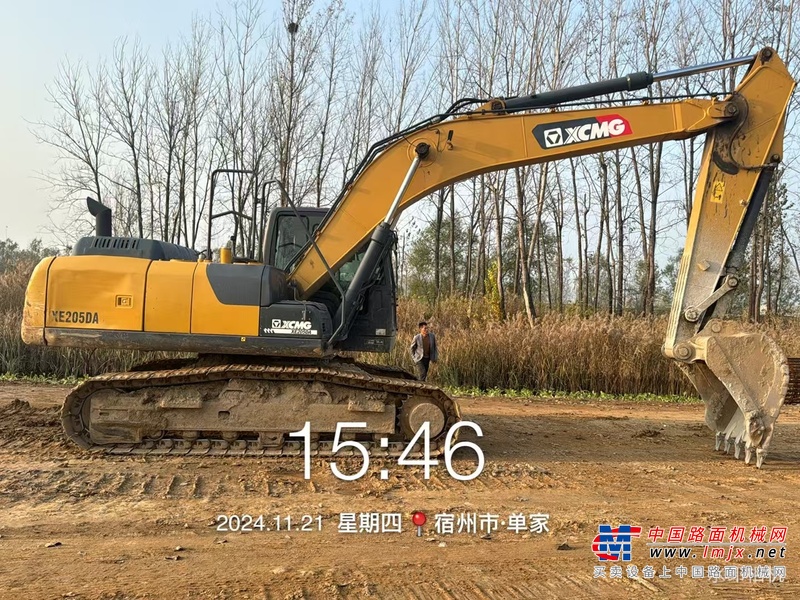 徐州市出售转让二手不详小时2021年徐工XE205DA挖掘机
