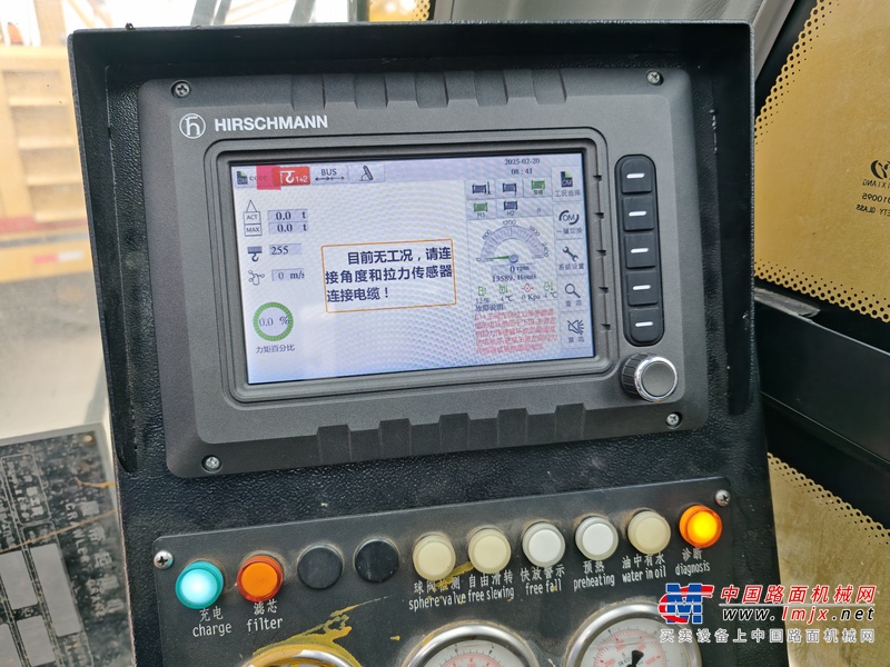 徐州市出售转让二手不详小时2017年徐工XGC85履带起重机