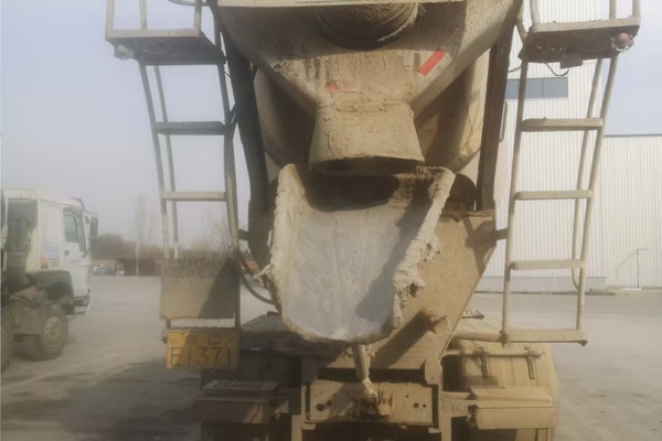 徐州市出售转让二手不详小时2020年徐工G4806E搅拌运输车