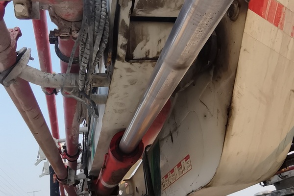 徐州市出售转让二手不详小时2021年徐工HB62V泵车