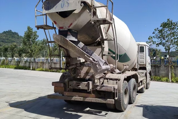 兰州市出售转让二手不详小时2021年徐工G4804B搅拌运输车