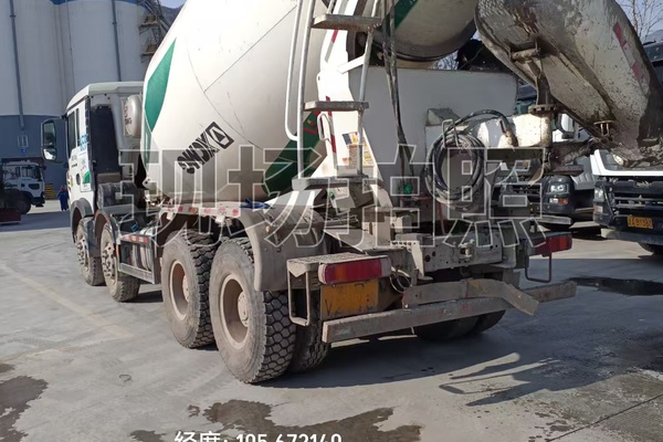 陇南市出售转让二手不详小时2021年徐工G4804B搅拌运输车