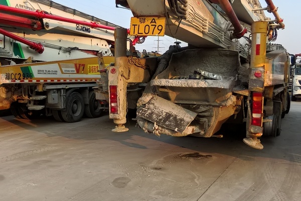 徐州市出售转让二手不详小时2020年徐工HB62V泵车
