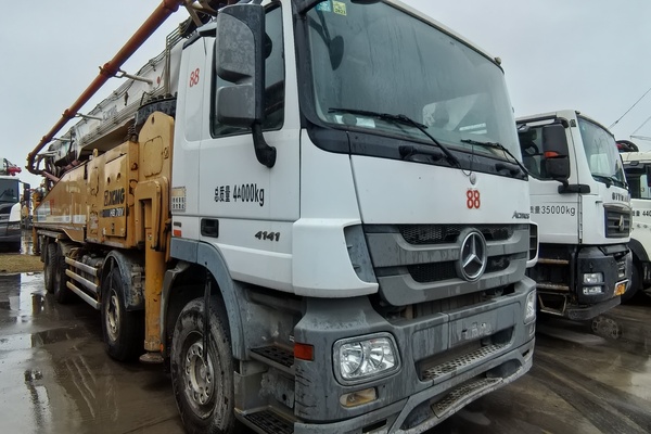 徐州市出售转让二手不详小时2018年徐工HB62K泵车