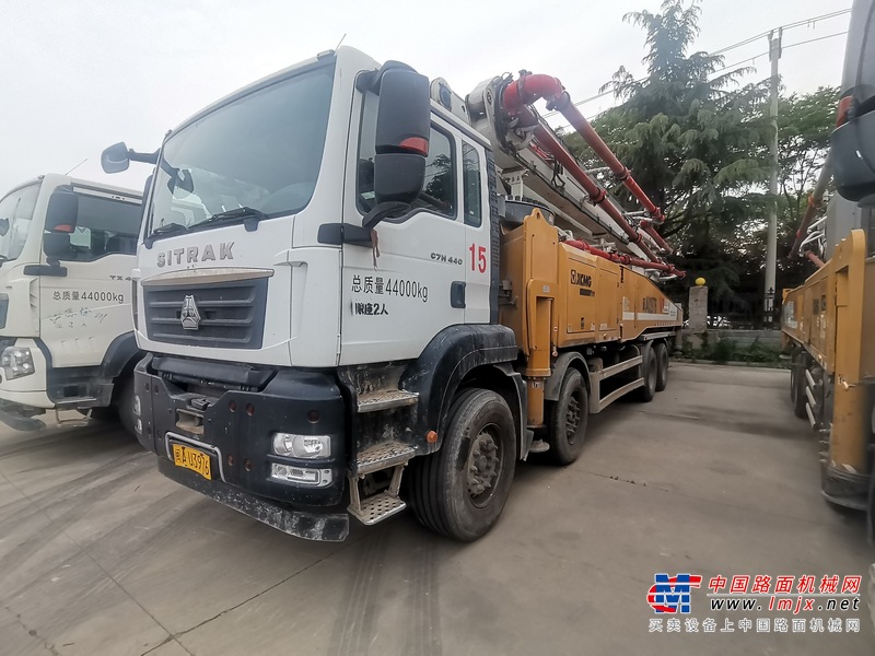 无锡市出售转让二手不详小时2021年徐工HB58V泵车