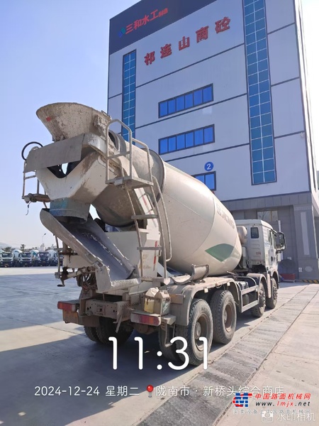 陇南市出售转让二手不详小时2021年徐工G4804B搅拌运输车
