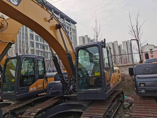 徐州市出售转让二手不详小时2023年徐工XE200DA挖掘机