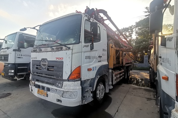 徐州市出售转让二手不详小时2017年徐工HB48K泵车