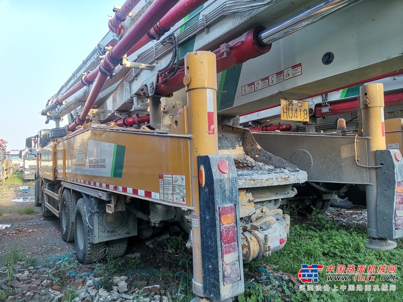 珠海市出售转让二手不详小时2020年徐工HB58V泵车